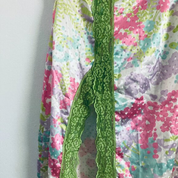 Beautiful Floral Maxi Skirt with Lace Detail - Picture 3 of 8